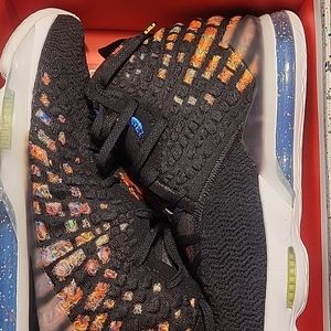 LeBron 17 James Gang